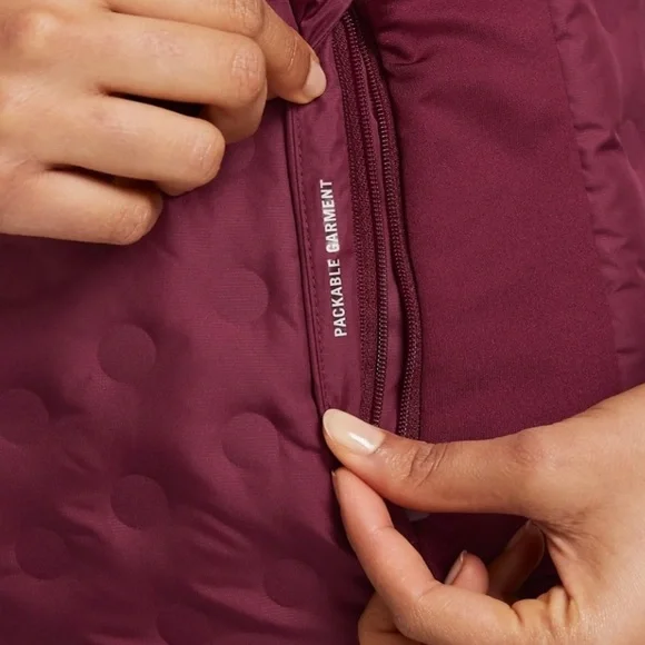 Nike Aeroloft Goose Down Running Vest - Picture 15 of 15